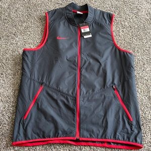 Mens basketball warm up. Full zip. Nike size large.